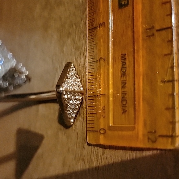 Nwot gold bangle - Picture 8 of 8